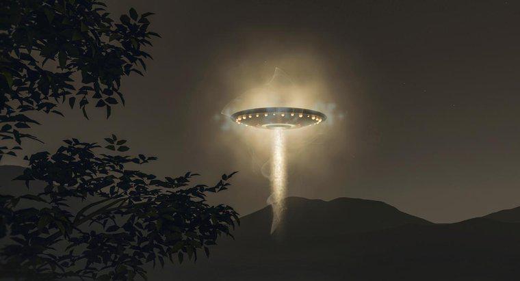 Bạn có thể xem video nhìn thấy UFO từ năm 2014 ở đâu?