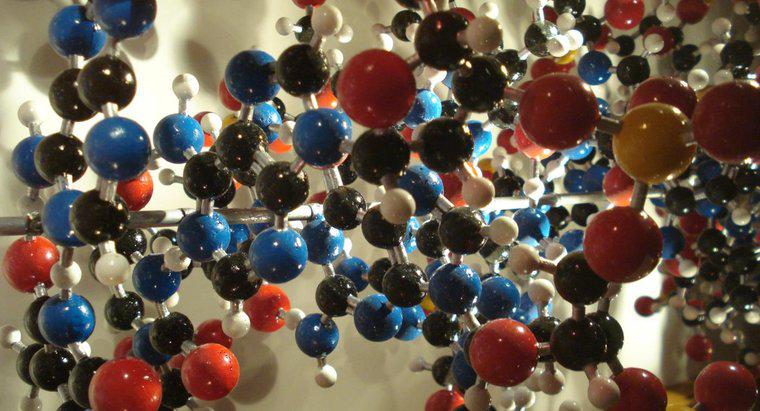 Cái gì giữ các nucleotide trong một sợi DNA lại với nhau?