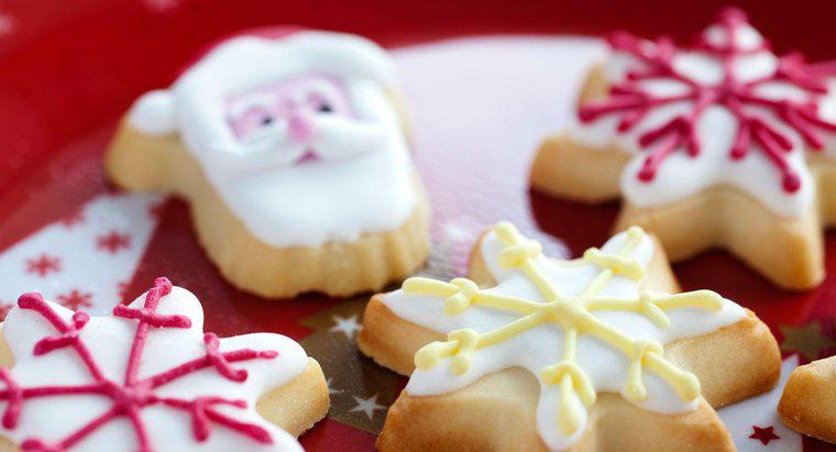 Tại sao mọi người bỏ bánh quy và sữa ông già Noel vào dịp Giáng sinh?