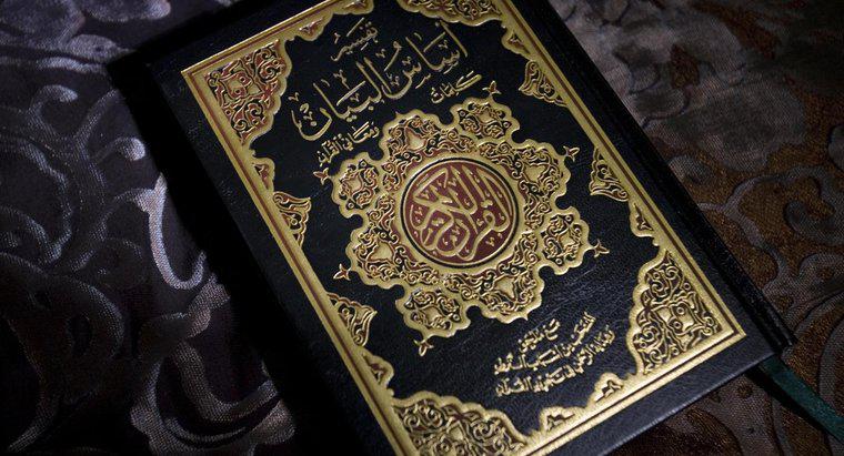 Sách Thánh của Hồi giáo được gọi là gì?