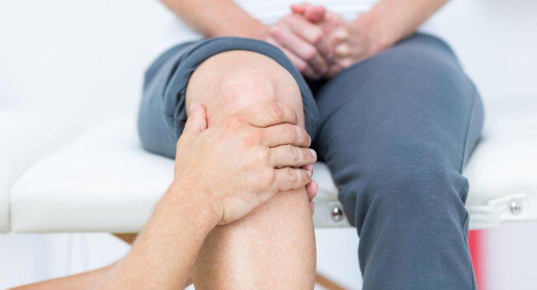 Các triệu chứng của cục máu đông ở chân là gì?