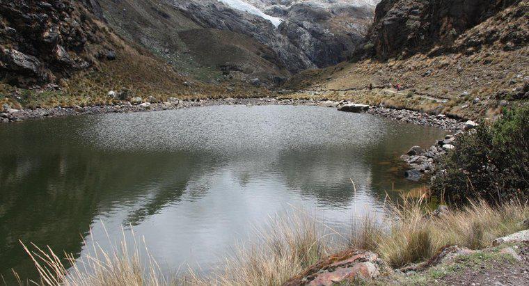 Một số vùng nước chính ở Peru là gì?