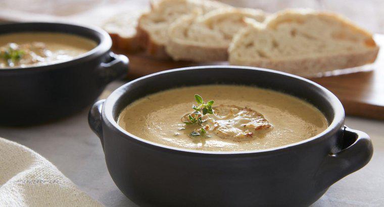 Công thức nấu súp súp lơ của Ina Garten là gì?