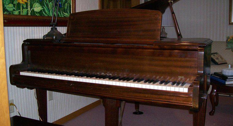 Giá trị của một cây đàn piano Everett là gì?