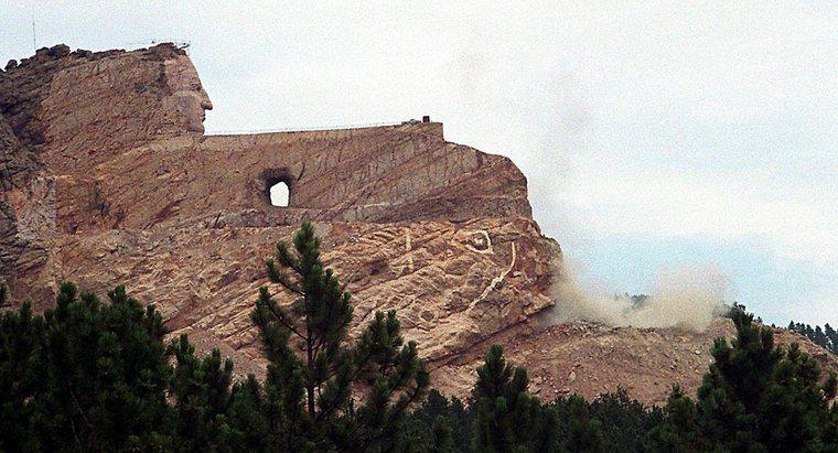Khi nào sẽ hoàn thành đài tưởng niệm Crazy Horse?