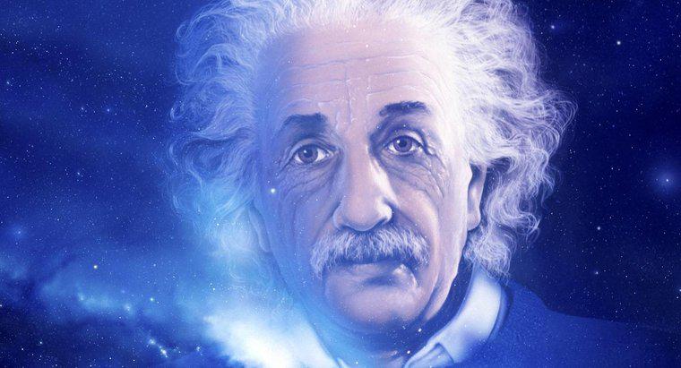 Einstein có tin vào Chúa không?
