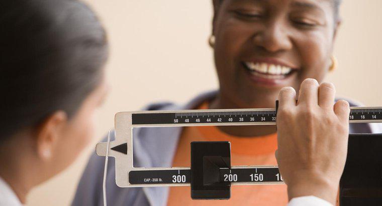 Làm thế nào để bạn xác định chỉ số BMI?