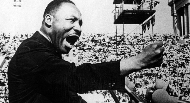 MLK đã đưa bài phát biểu "I Have a Dream" của mình ở đâu?