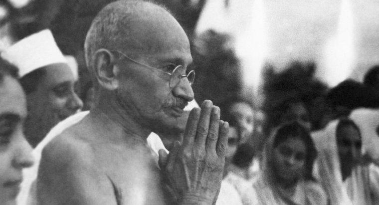 Gandhi đã giành được độc lập cho Ấn Độ như thế nào?