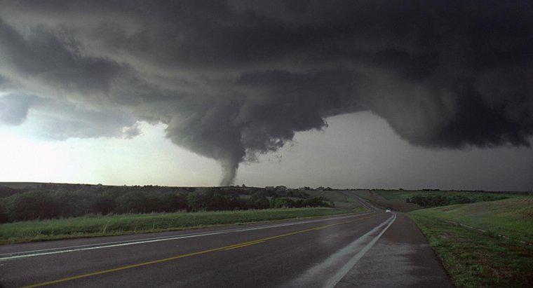 Đặc điểm của Tornado là gì?