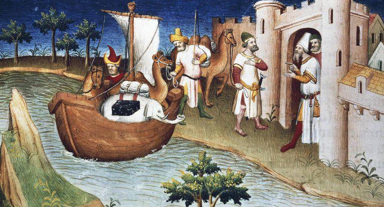 Marco Polo đã tuyên bố tìm thấy sinh vật thần thoại nào?