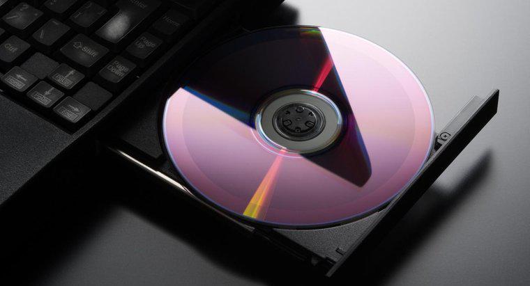 Đầu đĩa DVD đầu tiên được phát minh khi nào?