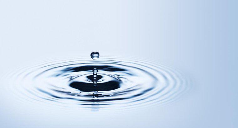 Có bao nhiêu phân tử H2O trong một giọt nước?