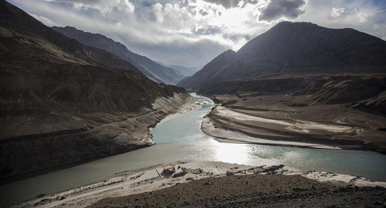 Một số thông tin về sông Indus là gì?