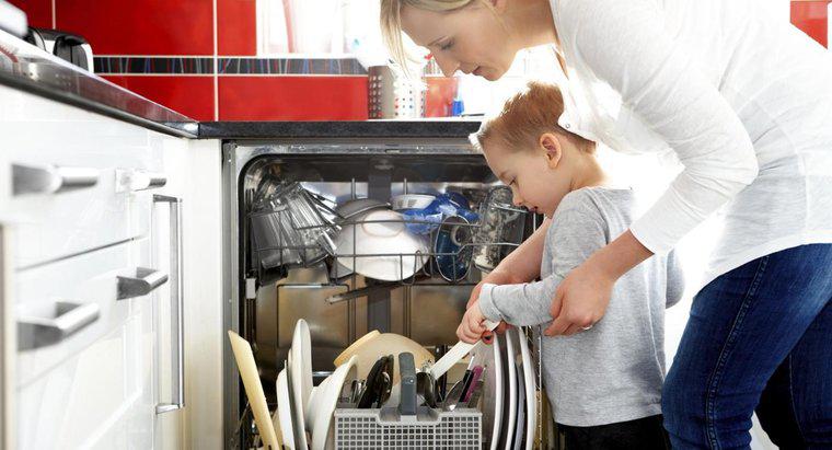 Làm thế nào để bạn tắt khóa trẻ em trên máy rửa bát Kitchenaid?