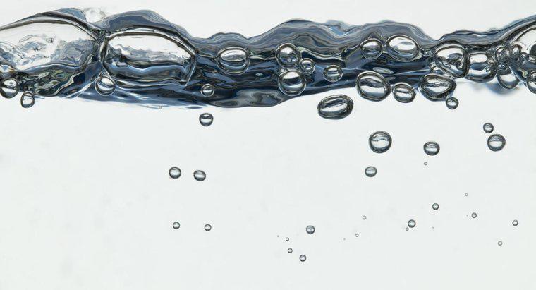 Nước cất có giống nước khử khoáng không?