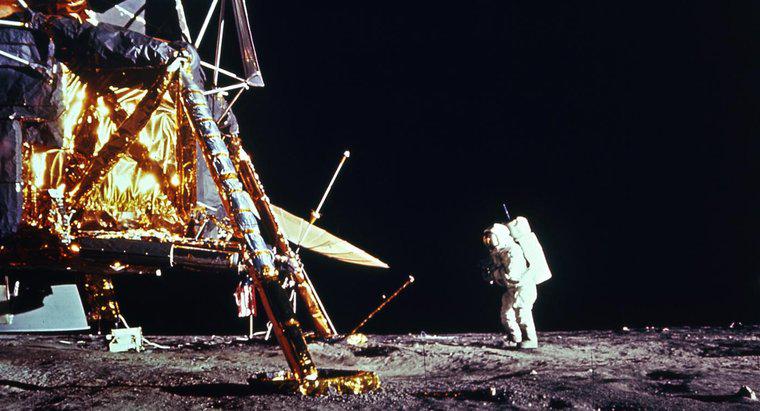 Làm sao NASA biết Hạ cánh trên Mặt trăng là an toàn?