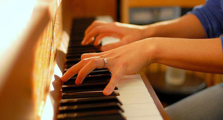 Làm thế nào để bạn tìm thấy giá trị của một cây đàn piano bằng cách sử dụng số sê-ri của nó?