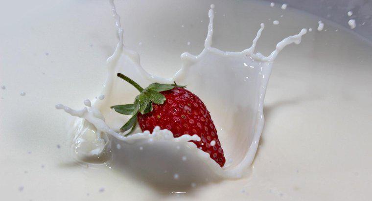 Bạn có thể sử dụng một nửa và một nửa thay cho sữa trong một công thức?