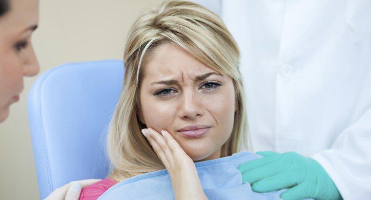 Các biện pháp khắc phục tại nhà thực tế cho cơn đau răng là gì?