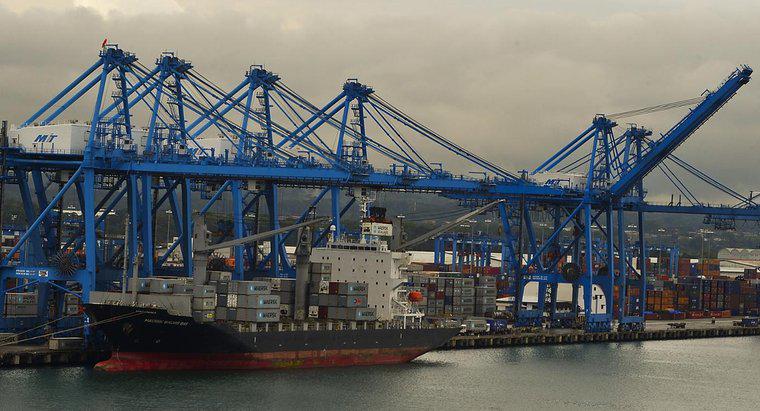 Các mặt hàng nhập khẩu chính của Panama là gì?