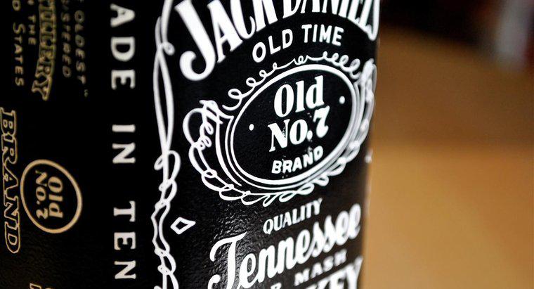 Jack Daniels làm bằng gì?