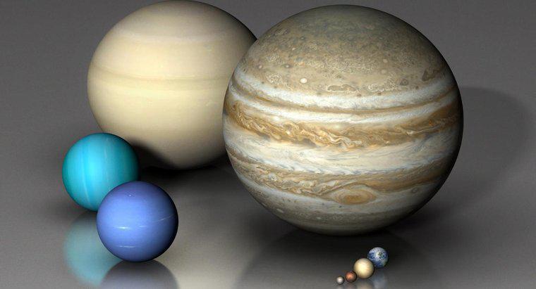 Hành tinh gần nhất với sao Hải Vương là gì?