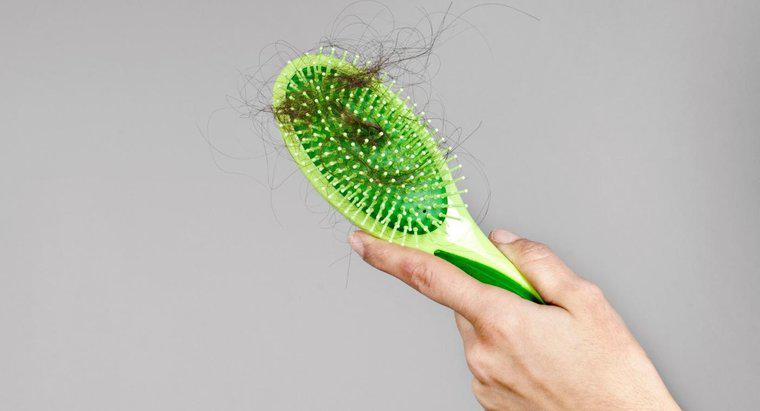 Người trưởng thành trung bình rụng bao nhiêu sợi tóc mỗi ngày?