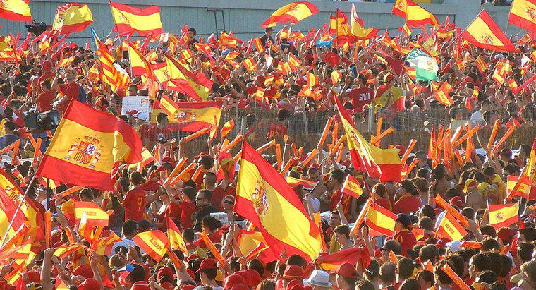 Cờ Tây Ban Nha có nghĩa là gì?