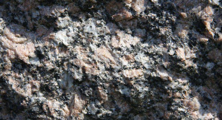 Màu sắc phổ biến nhất của tấm đá Granite là gì?